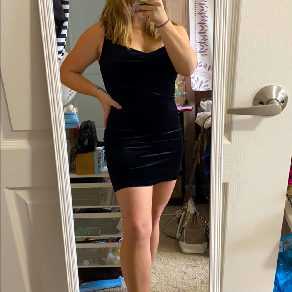 Black velvet bodycon dress